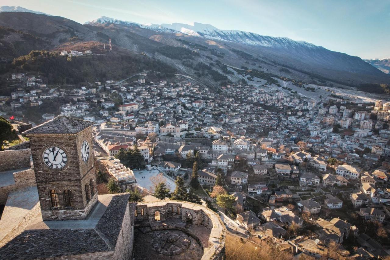 Hotel Bineri Gjirokaster Bagian luar foto