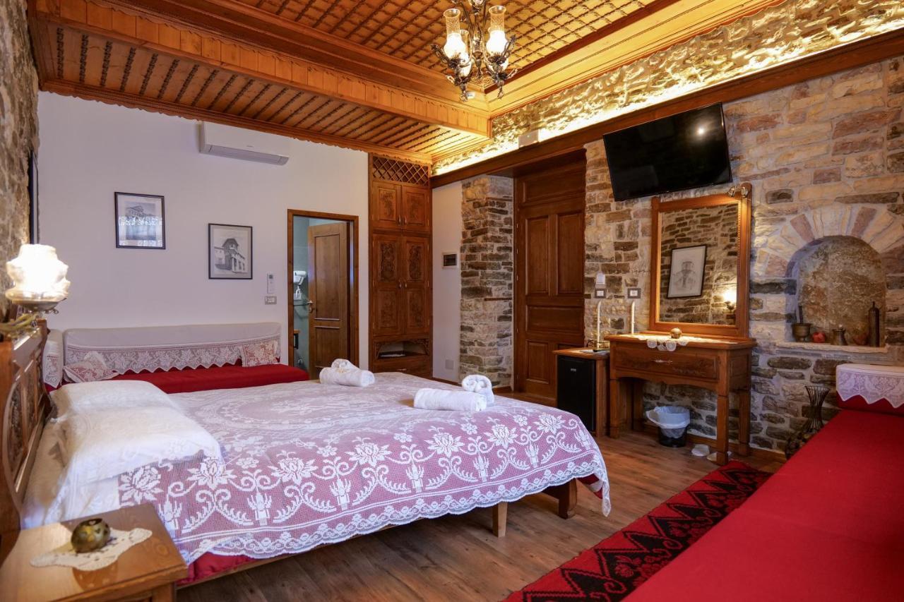 Hotel Bineri Gjirokaster Bagian luar foto