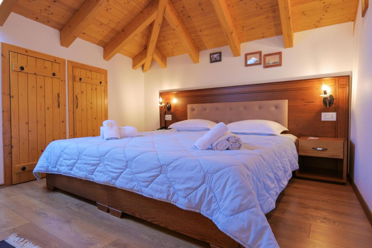 Hotel Bineri Gjirokaster Bagian luar foto