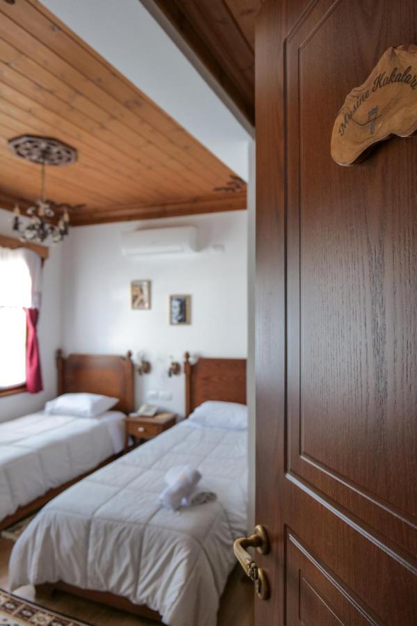 Hotel Bineri Gjirokaster Bagian luar foto
