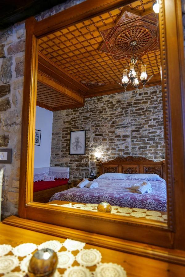 Hotel Bineri Gjirokaster Bagian luar foto