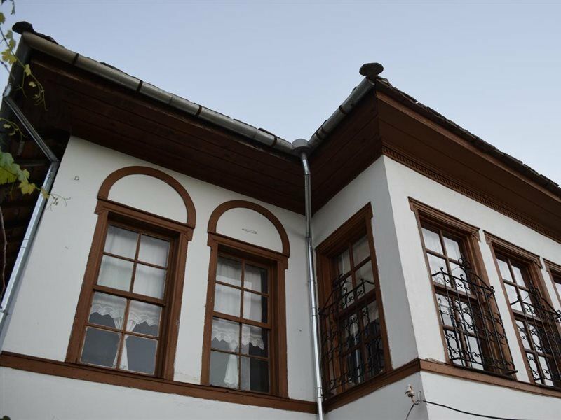 Hotel Bineri Gjirokaster Bagian luar foto